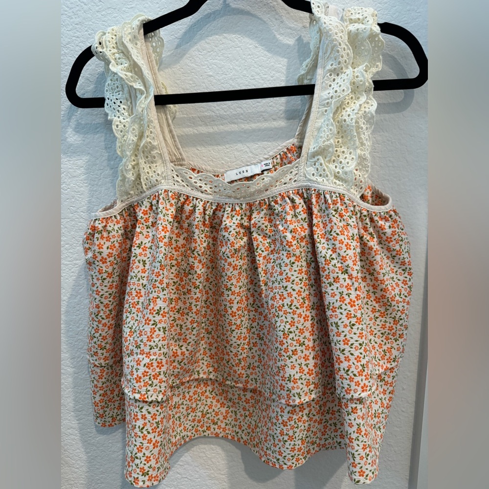 Floral Tiered eyelet top